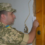 Що робити, якщо повістку залишили в дверях у 2026